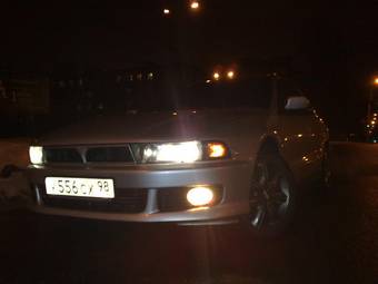 2002 Mitsubishi Galant Photos