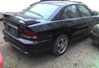 2002 Mitsubishi Galant Photos