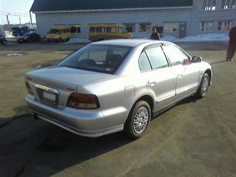 2002 Mitsubishi Galant Pictures