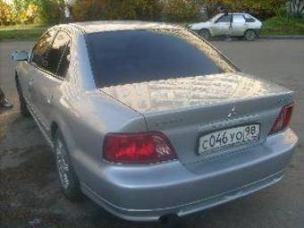 2002 Mitsubishi Galant Photos
