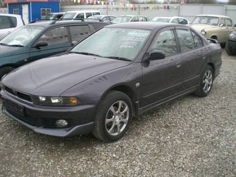 2002 Mitsubishi Galant Photos