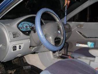 2002 Mitsubishi Galant Pics