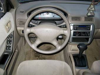 2002 Mitsubishi Galant Wallpapers