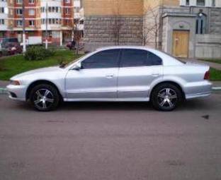 2002 Mitsubishi Galant Photos