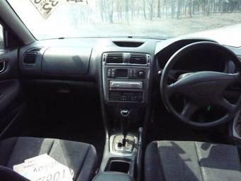 2002 Mitsubishi Galant Pictures