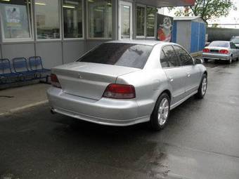 2002 Mitsubishi Galant Photos