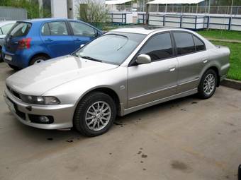 2002 Mitsubishi Galant Photos