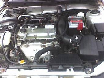 2002 Mitsubishi Galant Photos
