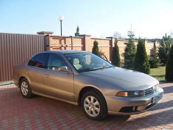 2002 Mitsubishi Galant Photos