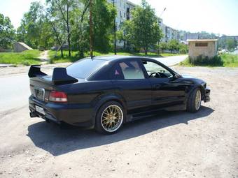 2002 Mitsubishi Galant Photos