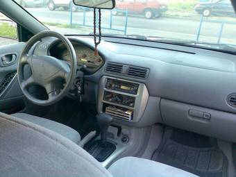 2002 Mitsubishi Galant Images