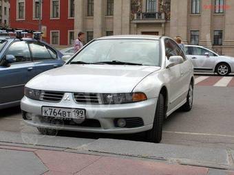 2002 Mitsubishi Galant Images