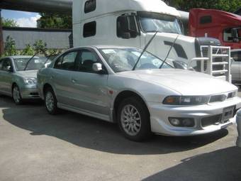 2002 Mitsubishi Galant Photos