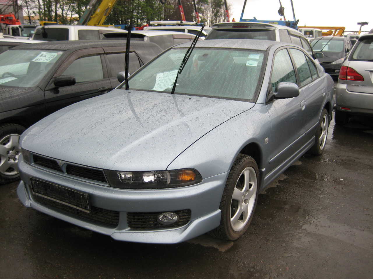 2002 Mitsubishi Galant