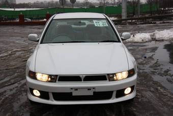 2002 Mitsubishi Galant Photos