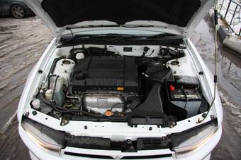 2002 Mitsubishi Galant Pictures