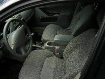 2002 Mitsubishi Galant Pictures