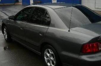 2002 Mitsubishi Galant Photos