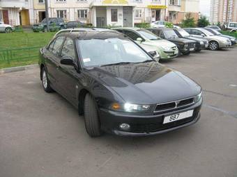 2002 Mitsubishi Galant Photos