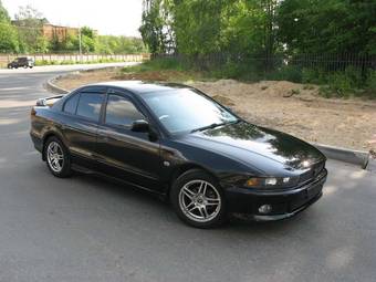 2002 Mitsubishi Galant Photos