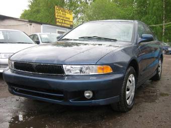 2002 Mitsubishi Galant Wallpapers