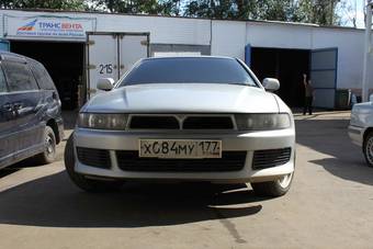 2002 Mitsubishi Galant Photos