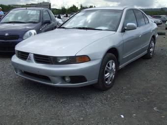 2002 Mitsubishi Galant Photos