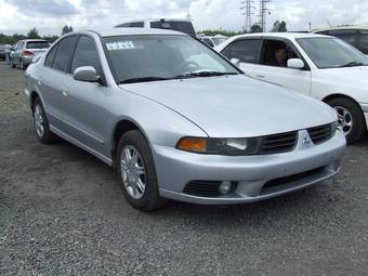 2002 Mitsubishi Galant Photos