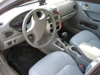 2002 Mitsubishi Galant Pictures