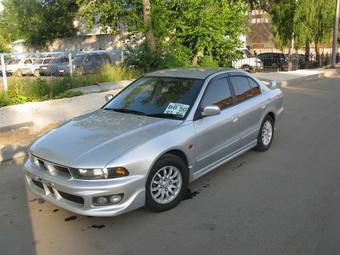 2002 Mitsubishi Galant Photos