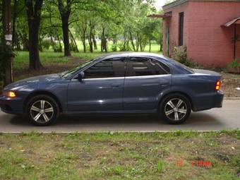 2002 Mitsubishi Galant Pictures