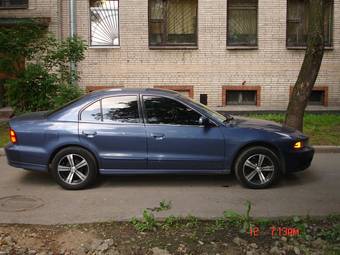 2002 Mitsubishi Galant Photos