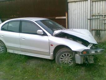 2002 Mitsubishi Galant Pictures