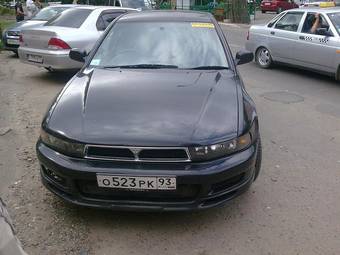 2002 Mitsubishi Galant Pics