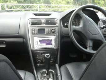 2003 Mitsubishi Galant Pictures