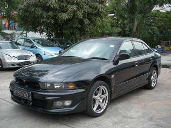 2003 Mitsubishi Galant Photos