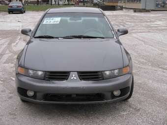 2003 Mitsubishi Galant Photos