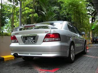 2003 Mitsubishi Galant Photos