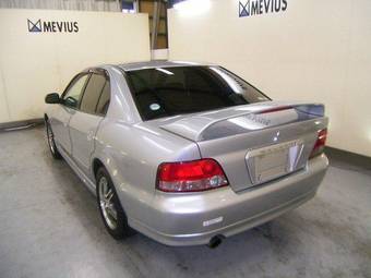 2003 Mitsubishi Galant Photos