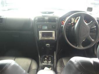 2003 Mitsubishi Galant Photos