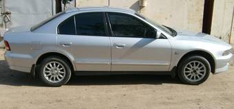 2003 Mitsubishi Galant Pics