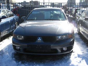 2003 Mitsubishi Galant Photos