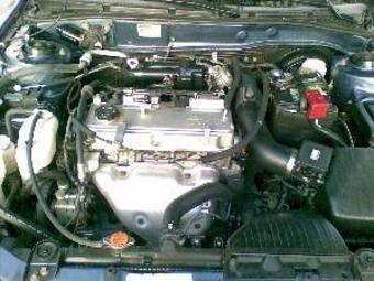 2003 Mitsubishi Galant Pictures