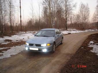 2003 Mitsubishi Galant Pictures