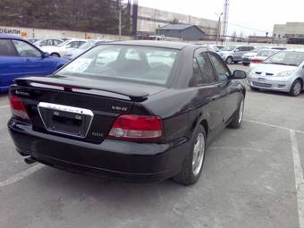 2003 Mitsubishi Galant Photos