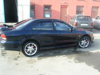 2003 Mitsubishi Galant Pictures