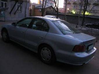 2003 Mitsubishi Galant Pics