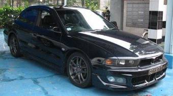 2003 Mitsubishi Galant Photos
