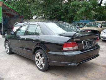 2003 Mitsubishi Galant Photos