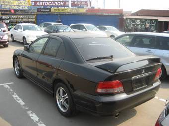 2003 Mitsubishi Galant Photos